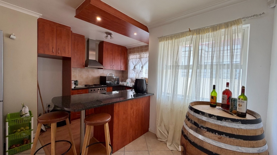 3 Bedroom Property for Sale in Gordons Bay Central Western Cape